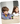 Zwei Kinder mit Xplora Smartwatches beim Testen im Klassenzimmer – Fokus auf X6Play mit grünem Armband.