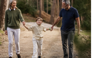 Ab ins Grüne: Waldbaden mit Kindern